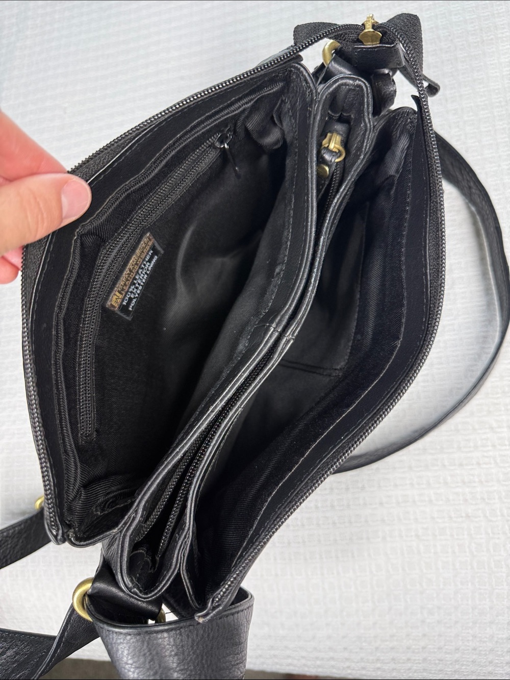 Great American Leather Works black leather crossbody shoulder bag western - Picture 9 of 16